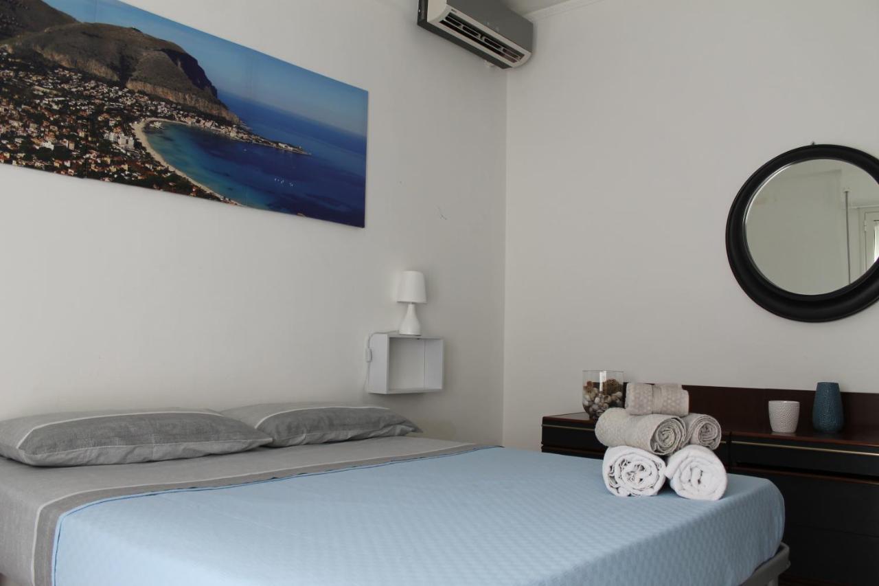 Casa Vacanza Peppino! Palermo Exterior foto